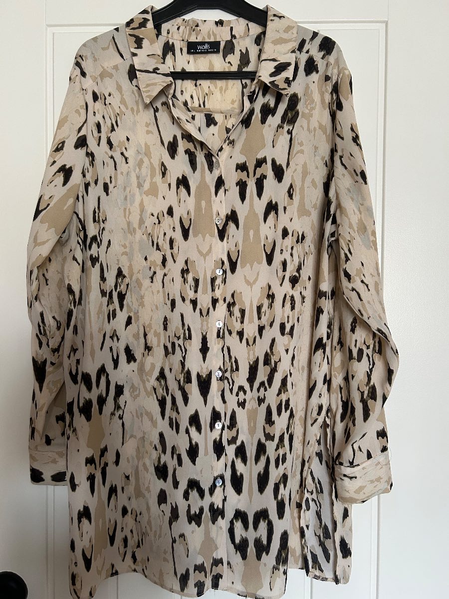 Wallis oversized blouse size 12-14