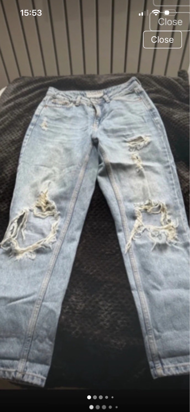 Topshop ripped mom jeans size 8 W26 L28