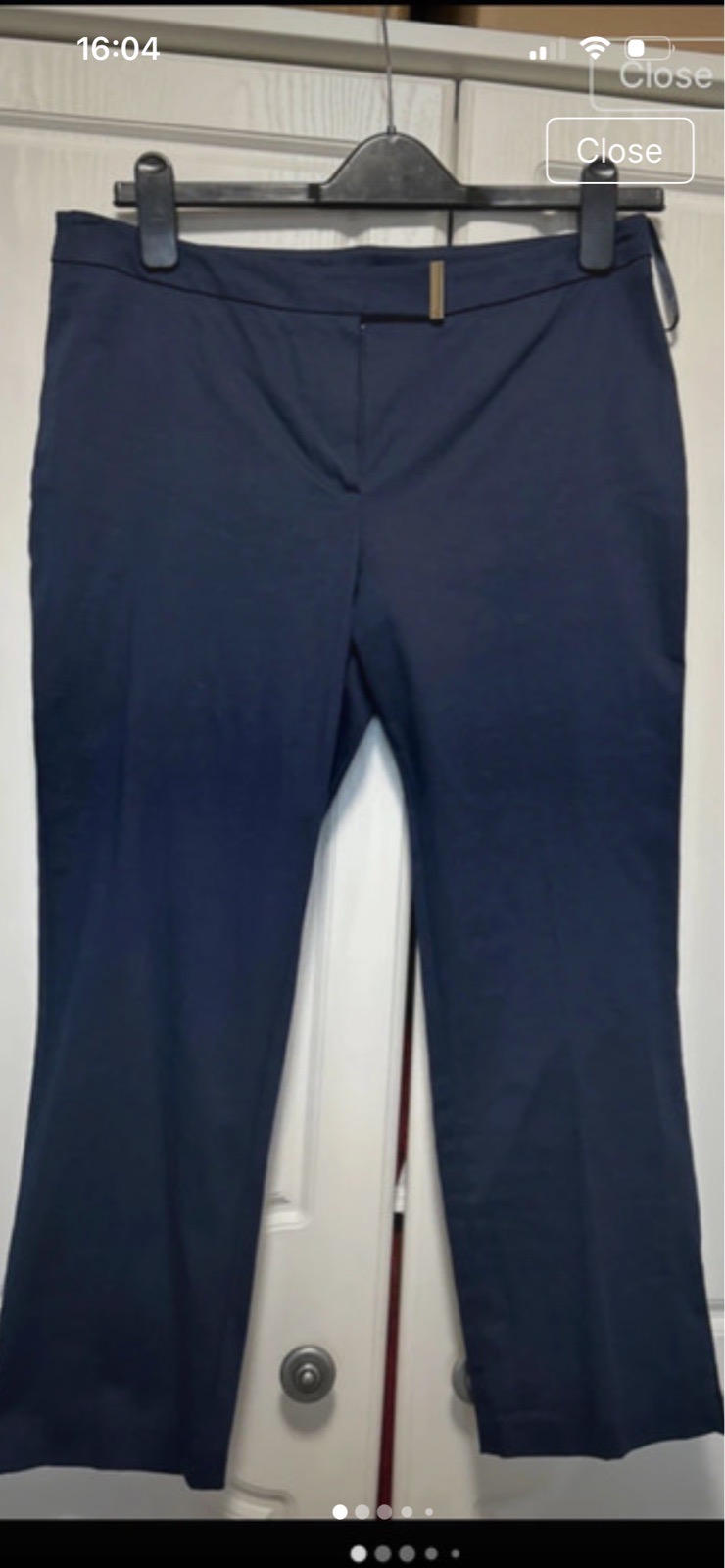 Ladies smart 3/4 navy pants size 10