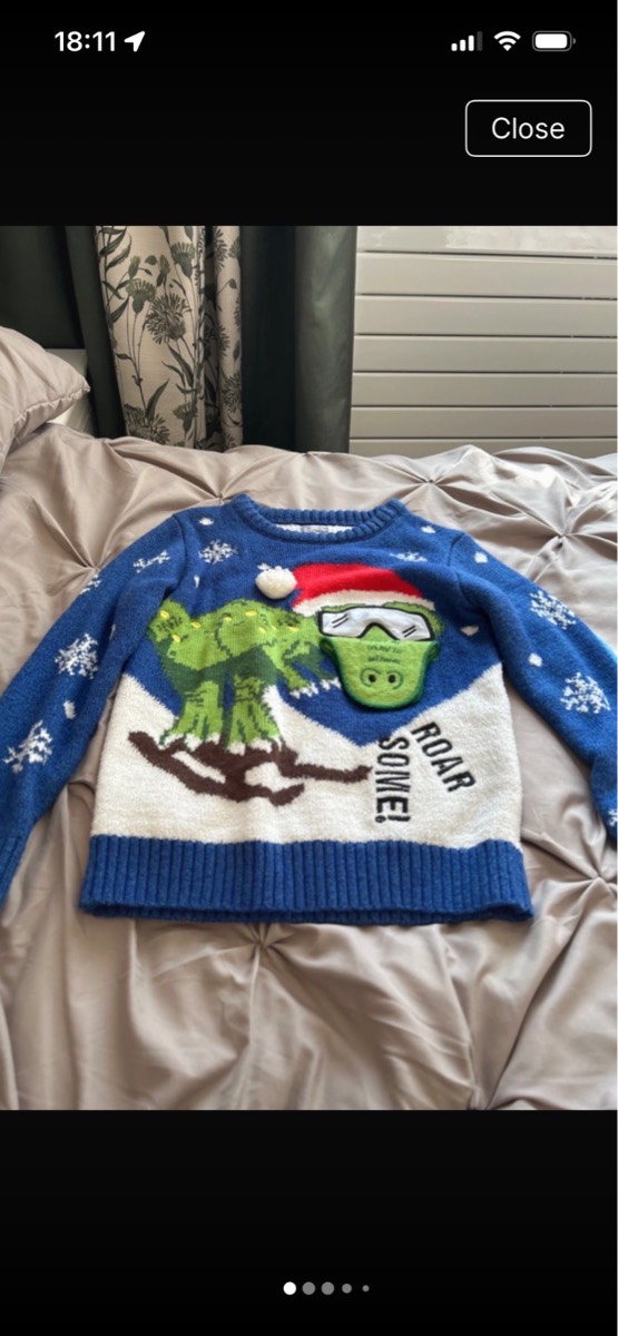 Christmas jumper aged 8-9