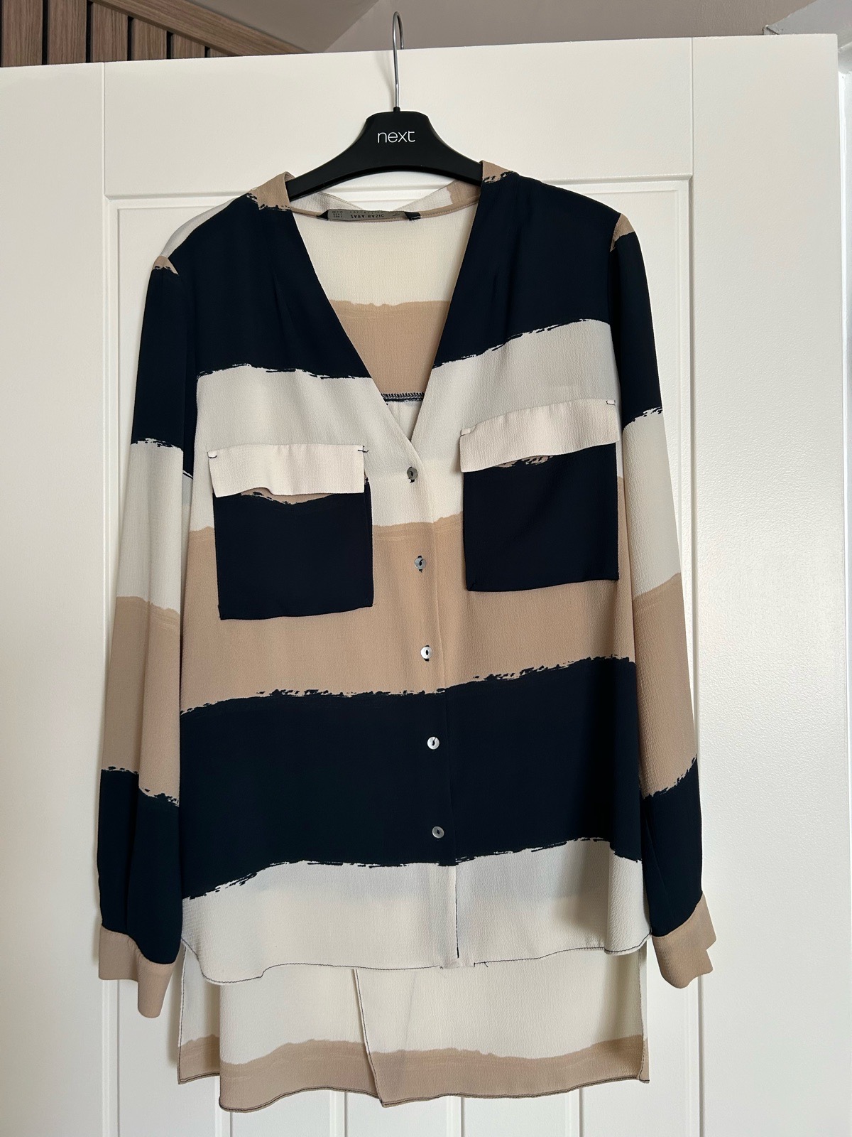 Zara blouse size 12-14 L