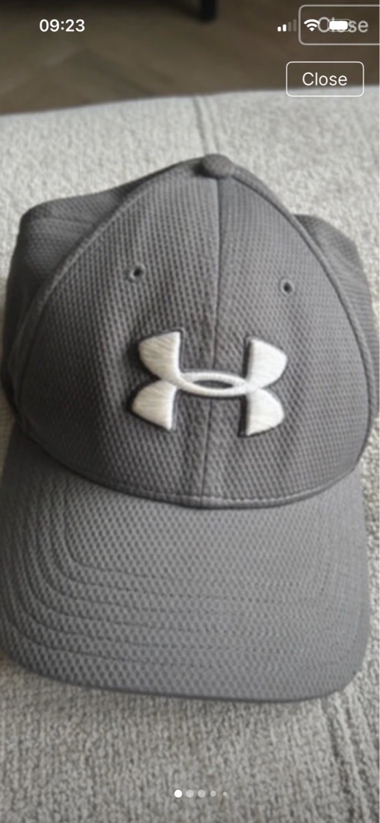 Men’s Under Armour cap size M-L