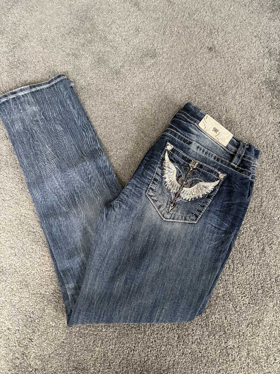 Low Rise Bootcut Miss me Jeans