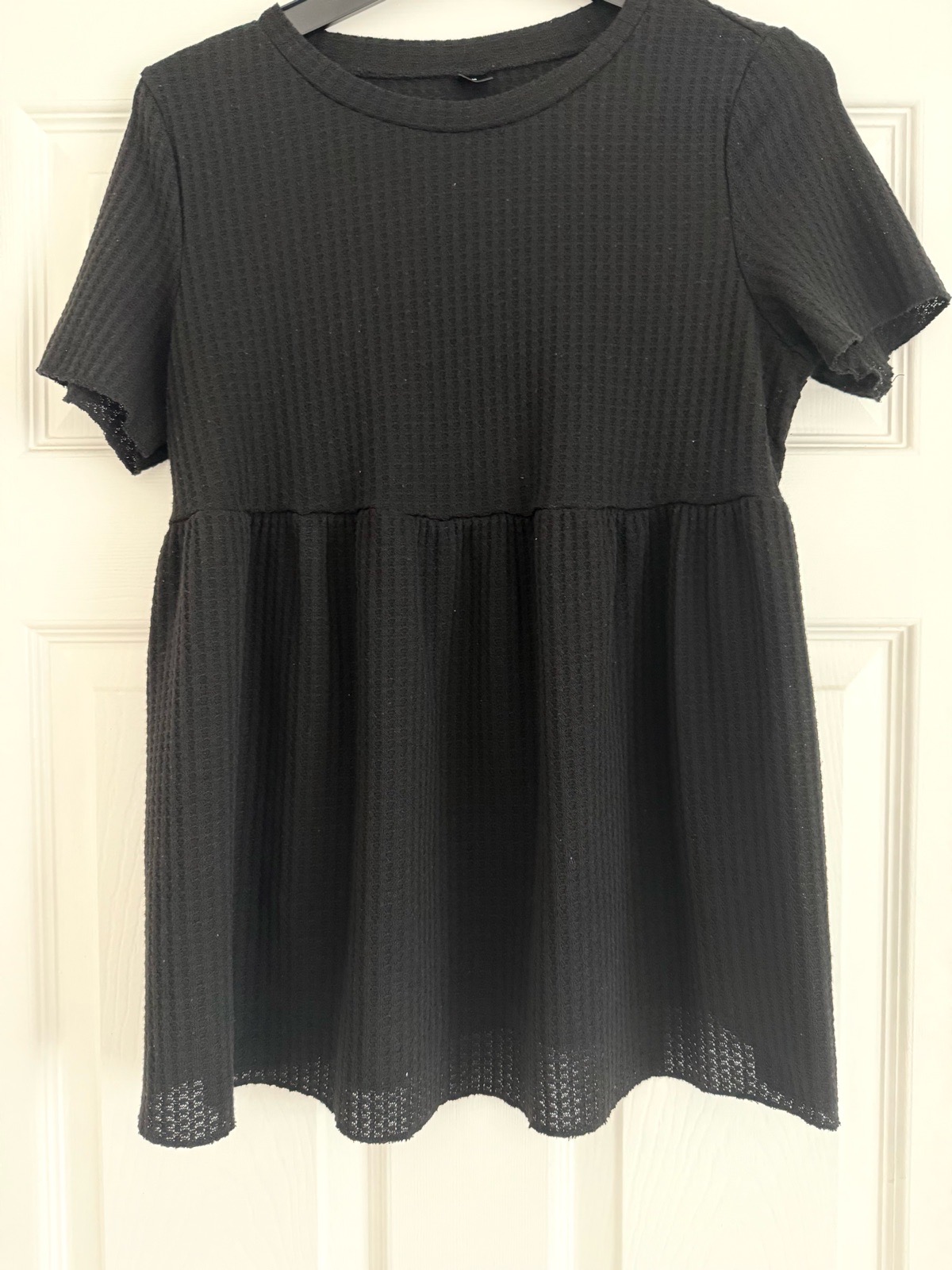 shein Women's Black Knit Peplum T-Shirt Round Neck Short Sleeve Size M