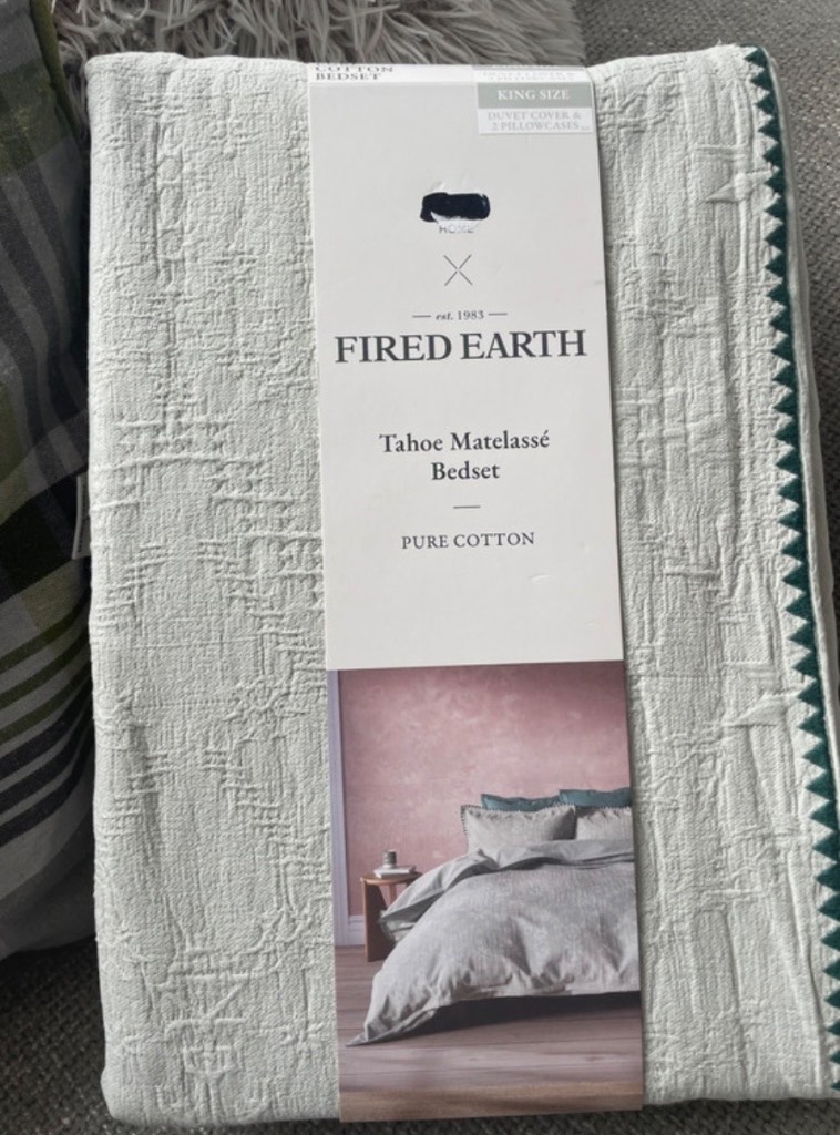 M&S X Fired Earth Tahoe Matelassé King Size Bedset Pure Cotton Grey Green New