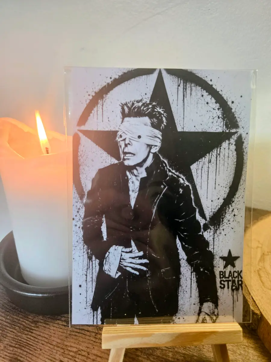 David Bowie Black Star Street Art 6" X 4" Photo Print - Photo Protector Included