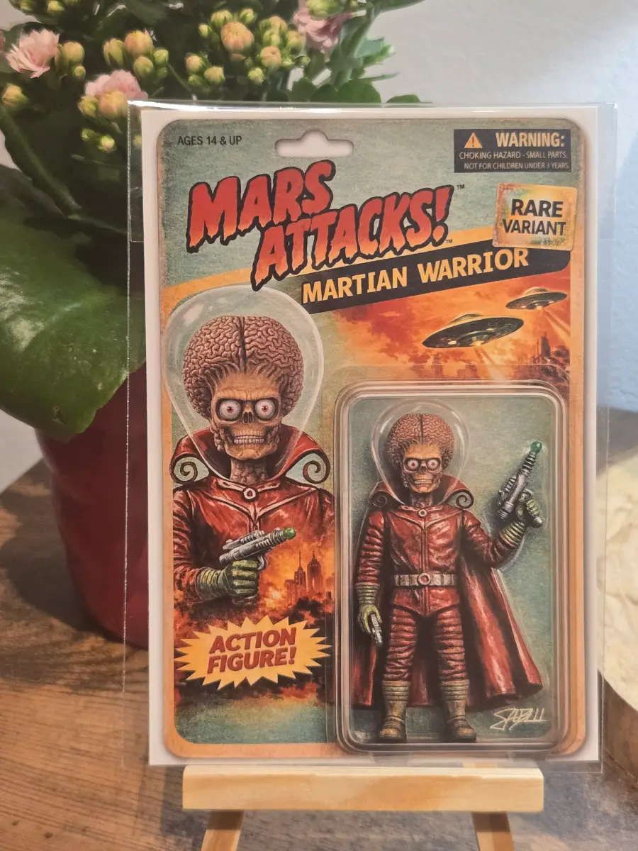 Mars Attacks Martian Figure Art 6" X 4" Photo Print - Photo Protector Included