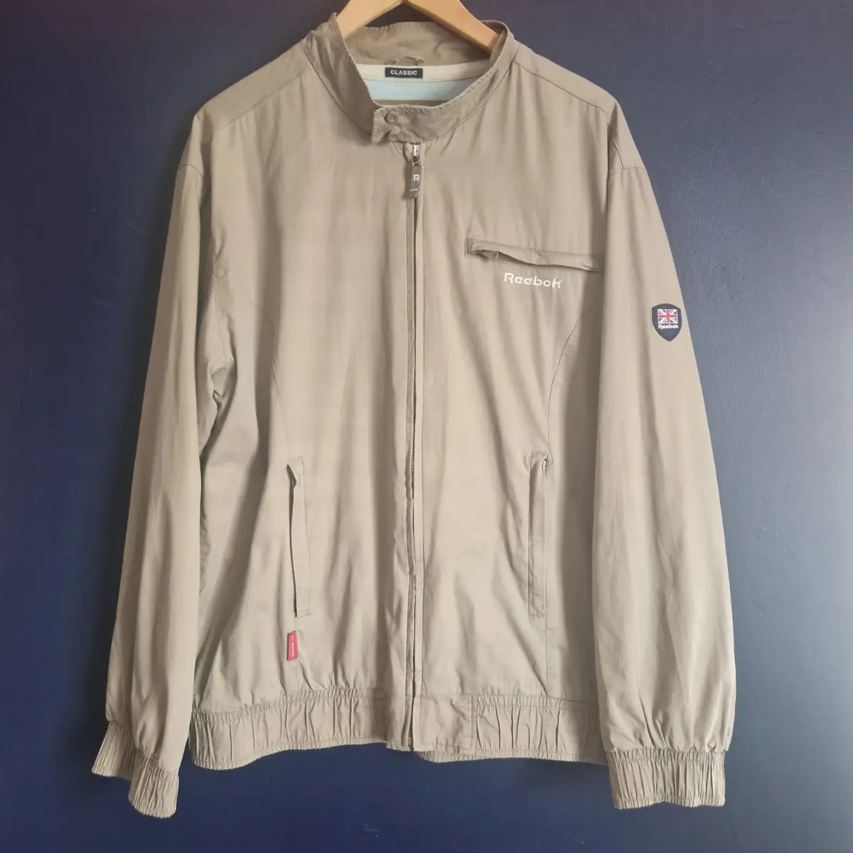 90s Reebok Classic Men's Beige Bomber Jacket Full Zip Lined Stand-Up Collar