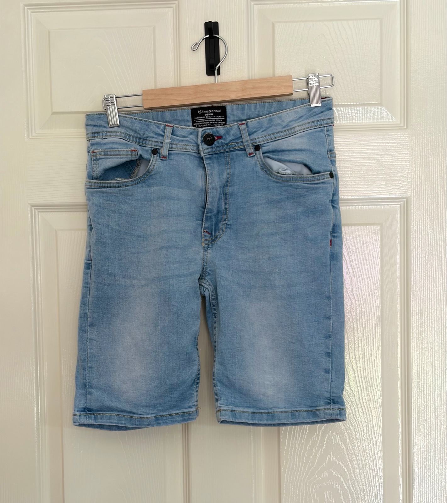 Twisted Soul Denim Shorts Jorts Light Blue Wash Mens W28