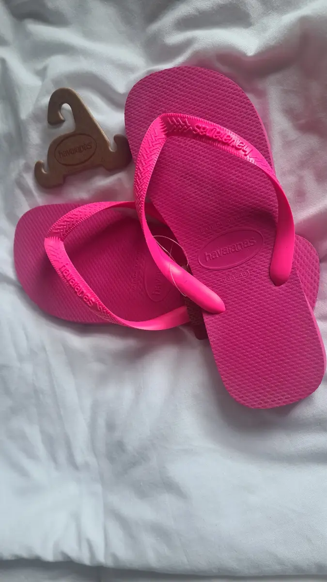 Hot Pink Havainas Summer Flipflops