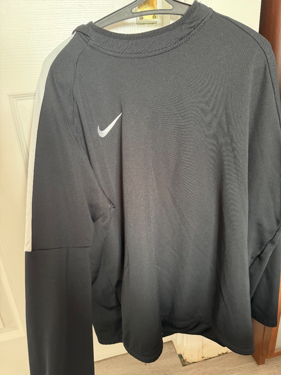 Nike dry-fit size XXL