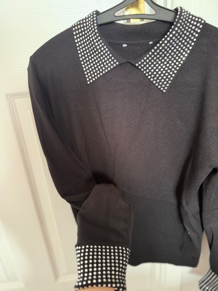 Knitted jumper
