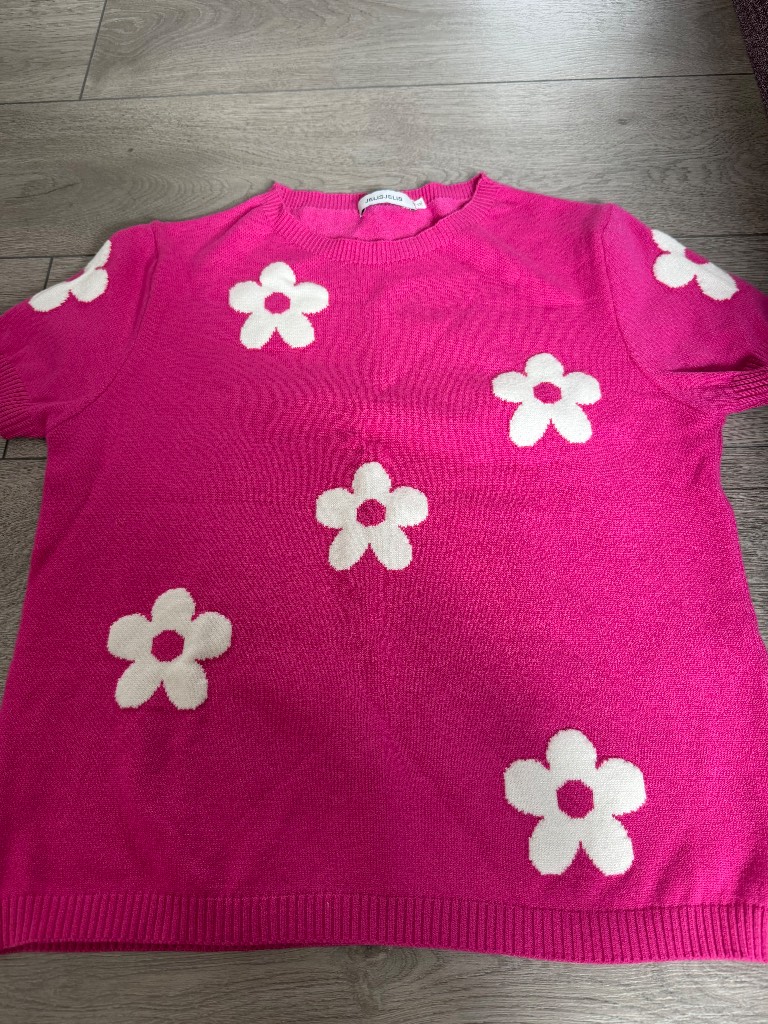 Knitted top size M