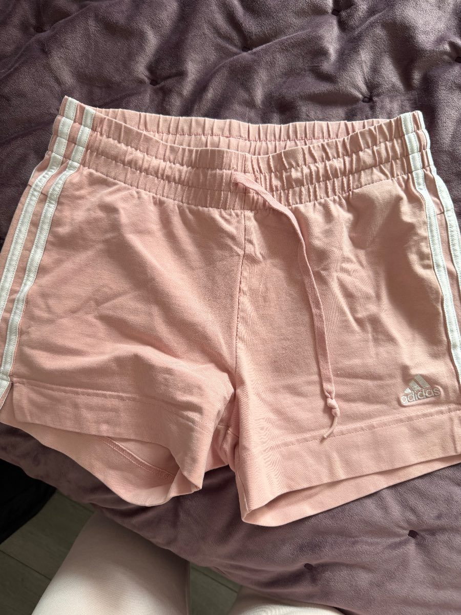 Adidas shorts size XA