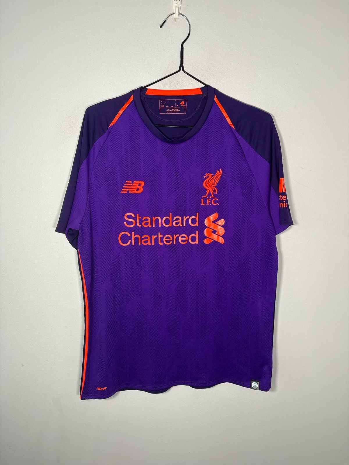 Liverpool Away Shirt 2018/19 Men’s Medium