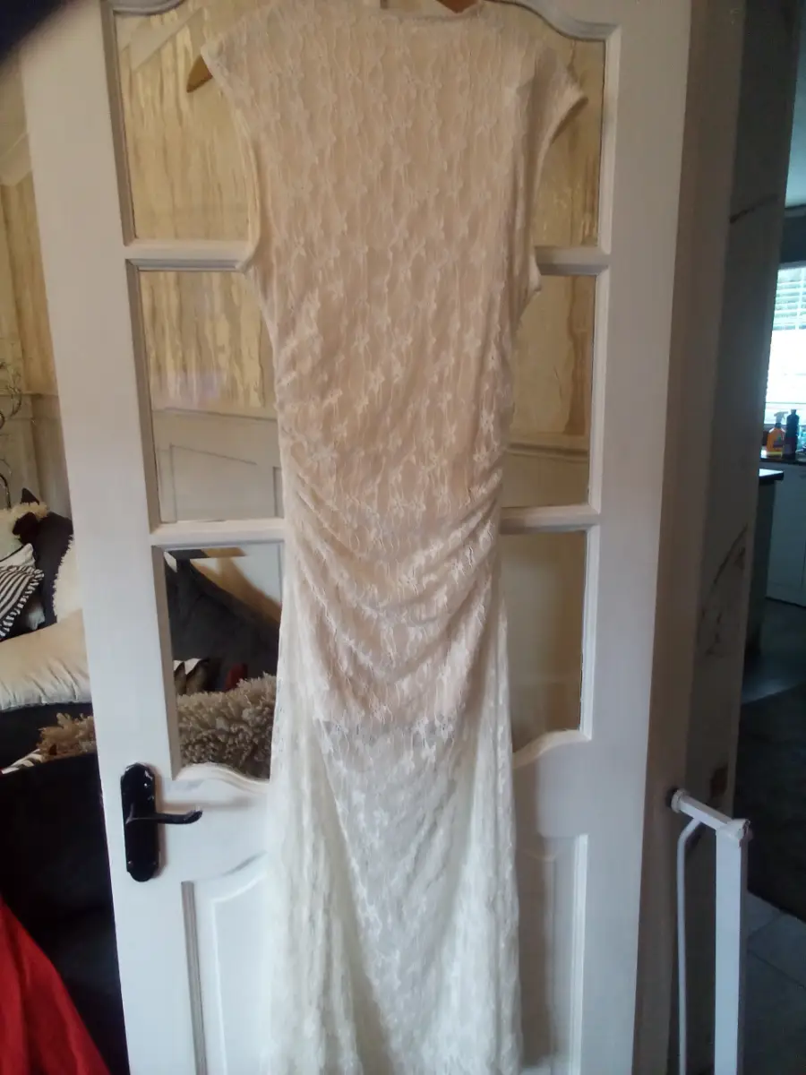 Lace dress