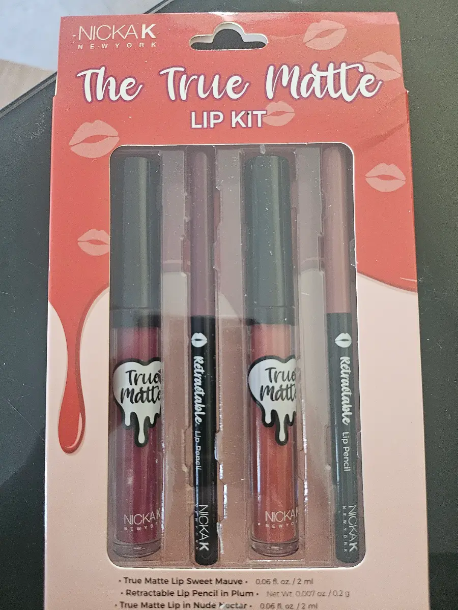 The true matte lip kit