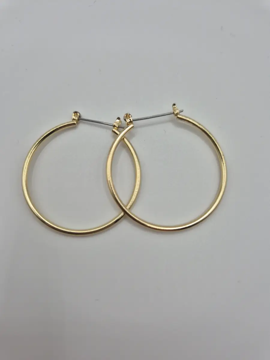 4cm Diameter Gold Tone Hoop Earrings