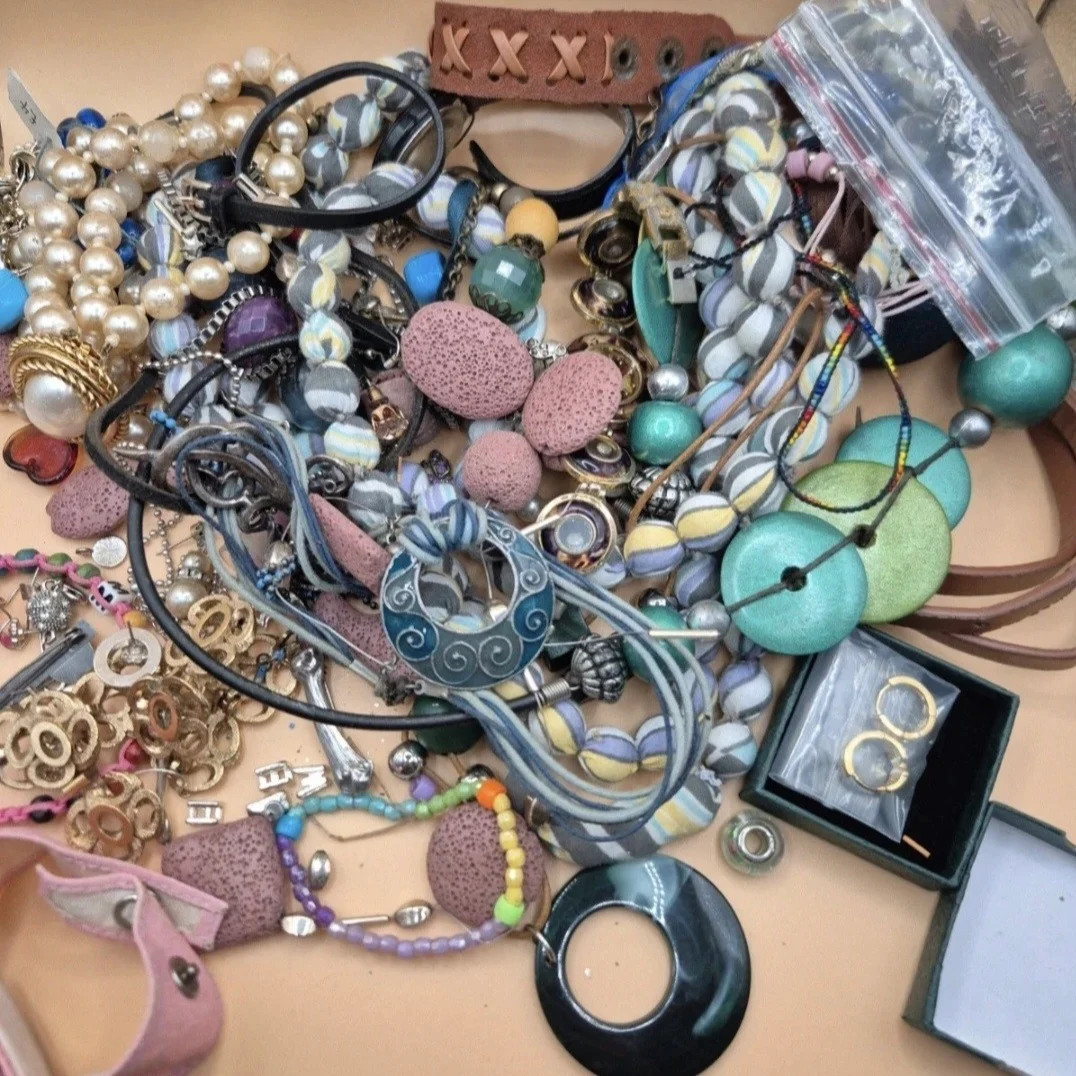 Huge Bundle of Mismatched Broken Tarnished Costume jewellery for Crafting Upcyle Repurposing