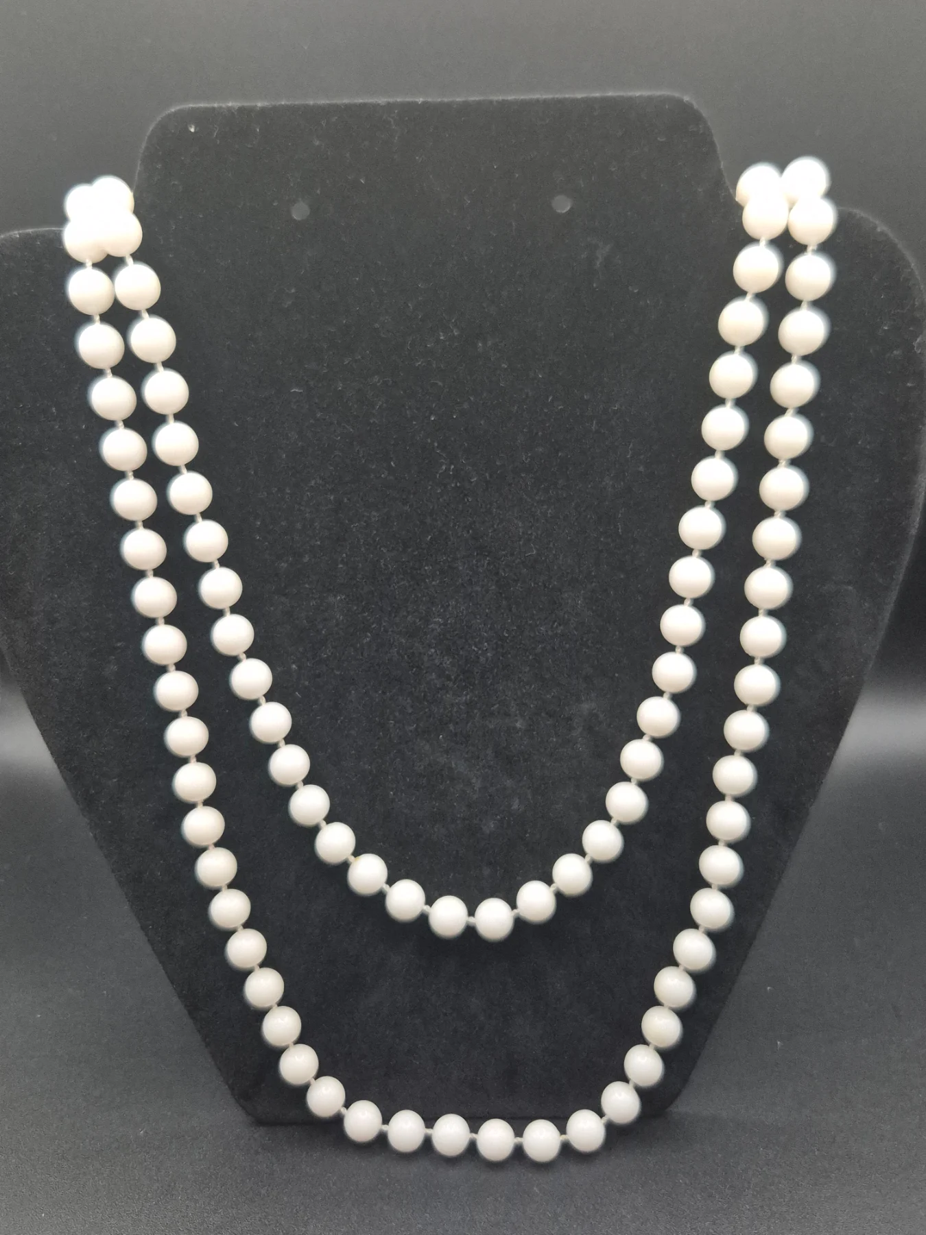 White Plastic Beaded Long Continuous Necklace N174