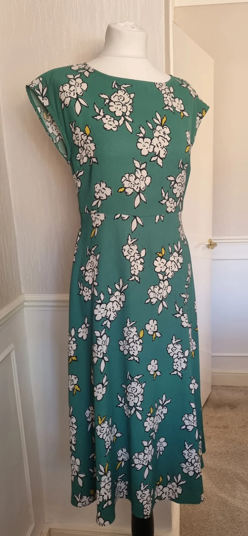 Jaeger UK8 Green Floral Print Short Sleeve Midi Dress Office Weekend
