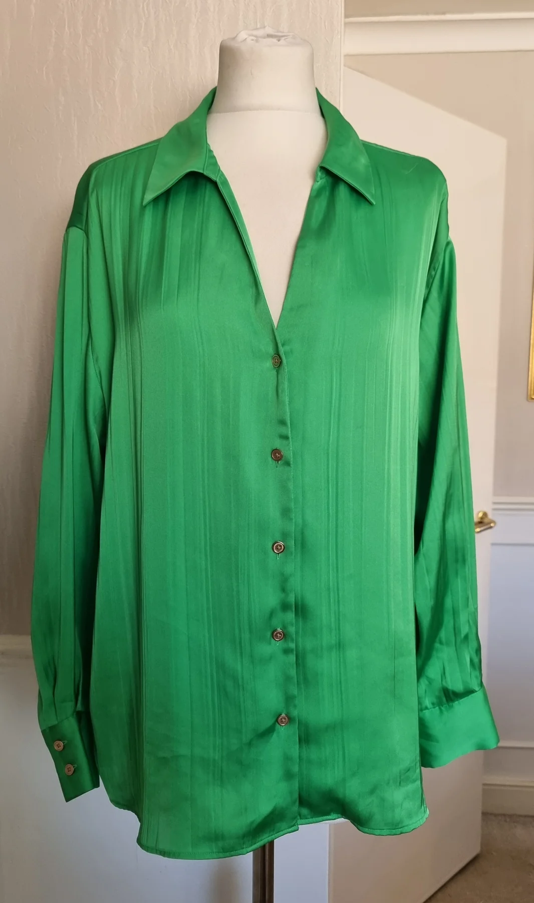 F&F UK16 EU44 Silky Textured Green Blouse Shirt Long Sleeves