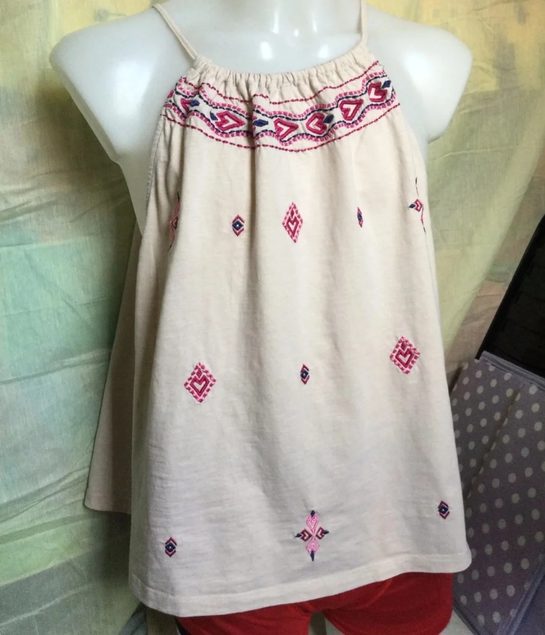 Pretty embroidery cami top