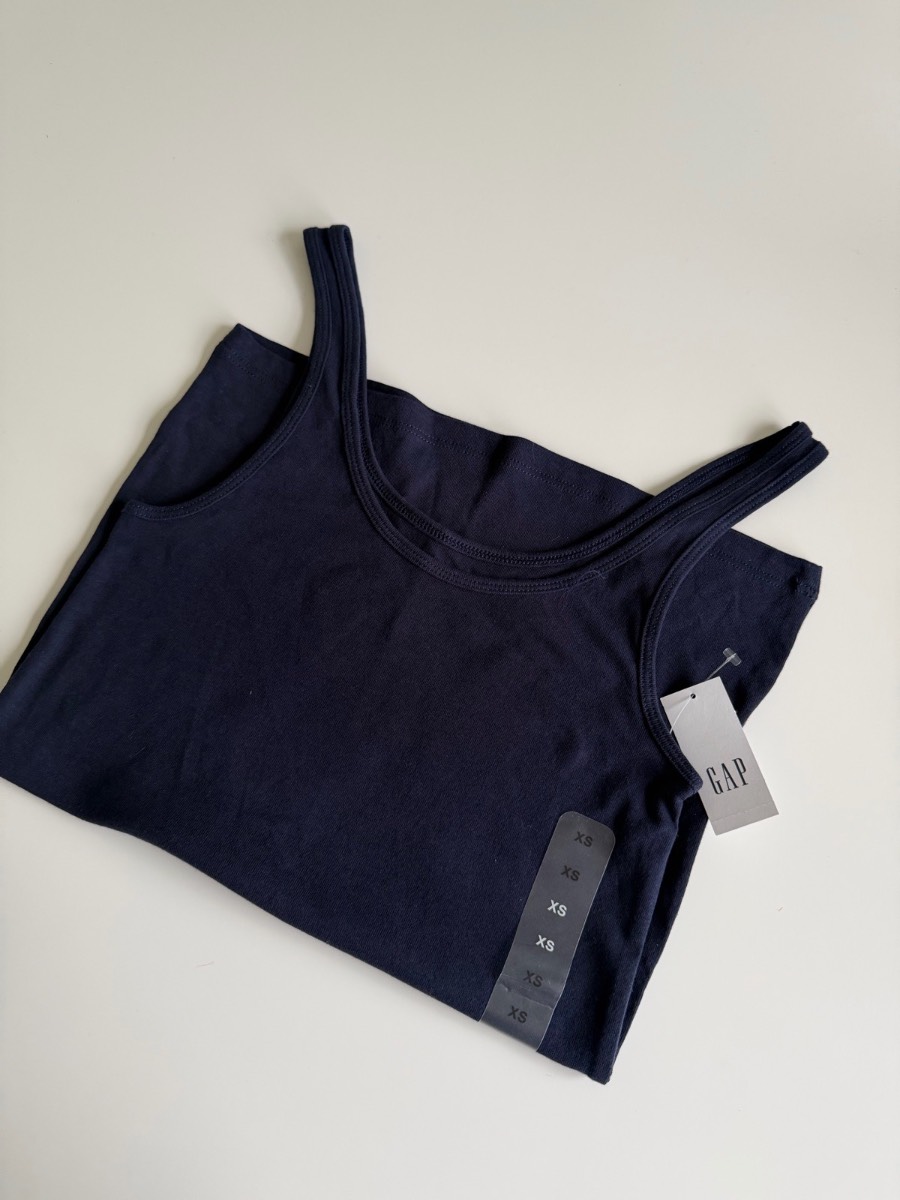 Gap Navy Vest size XS New with tags