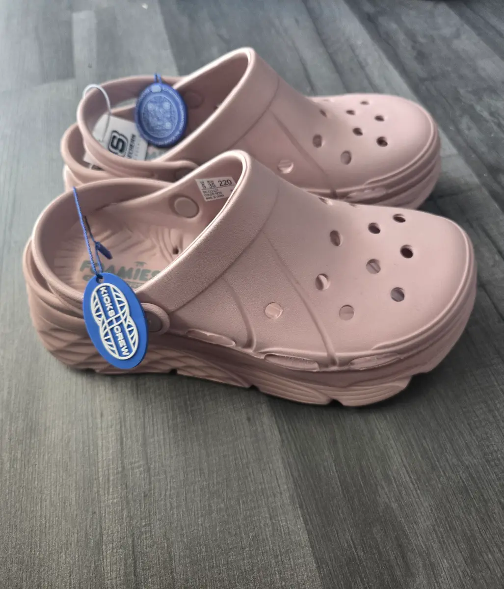 Skechers crocs kid