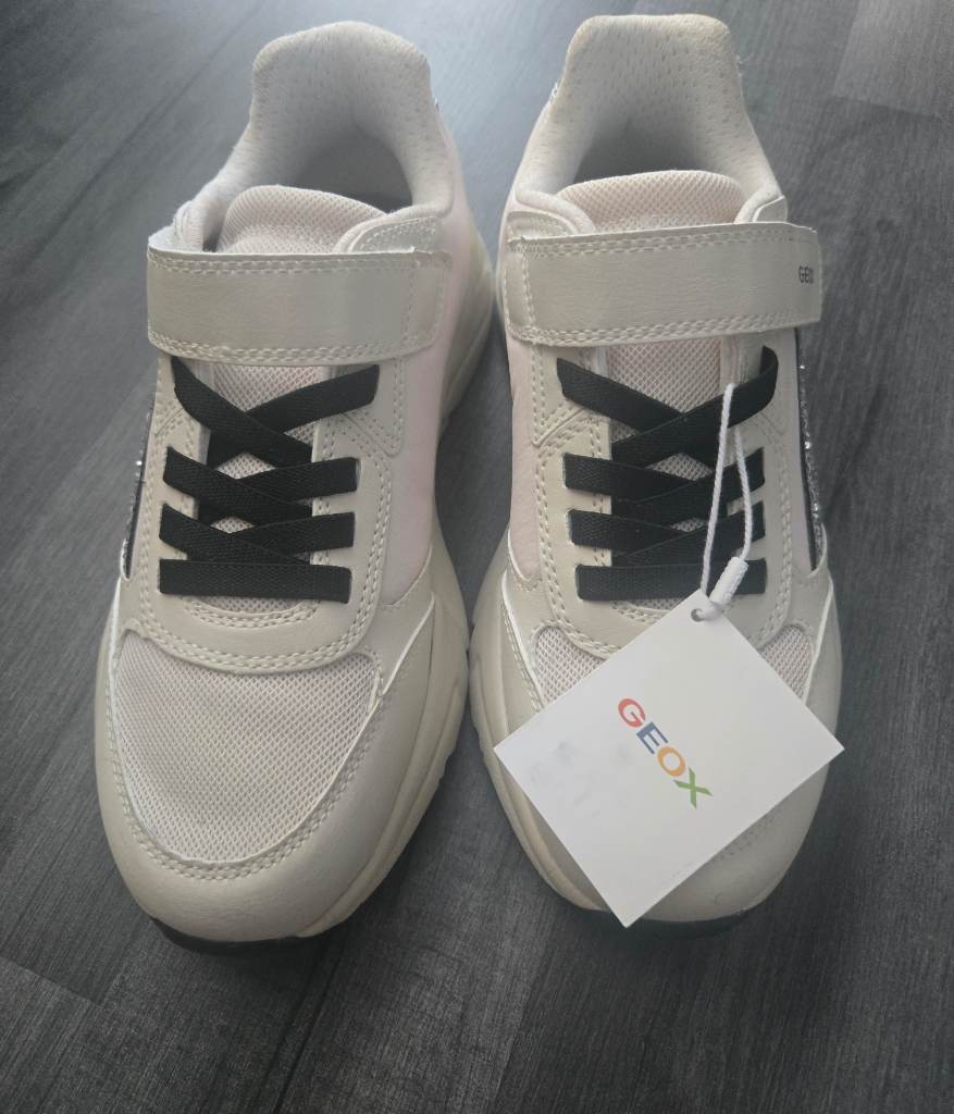 Geox girl trainers