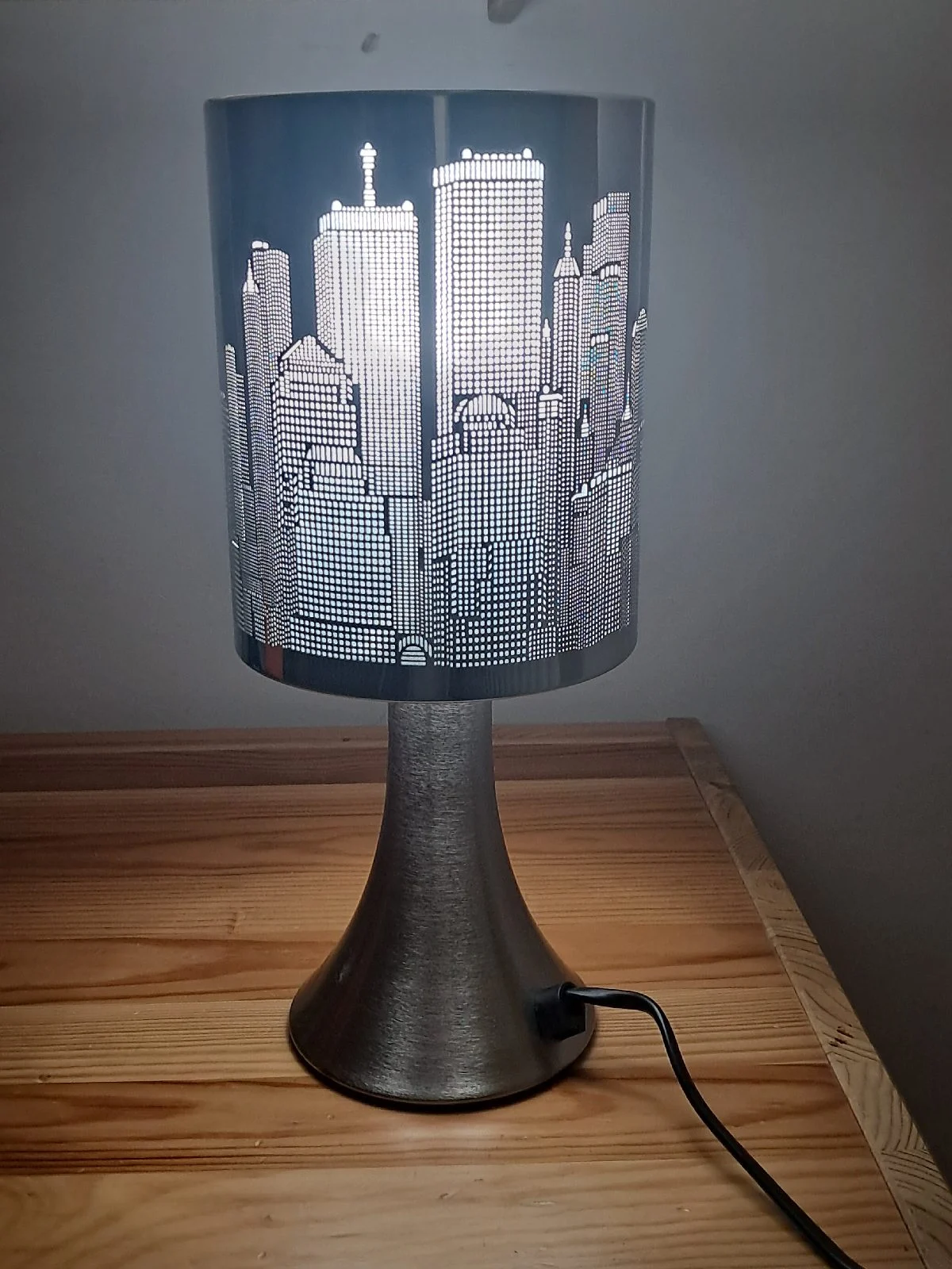 Cityscape lamp