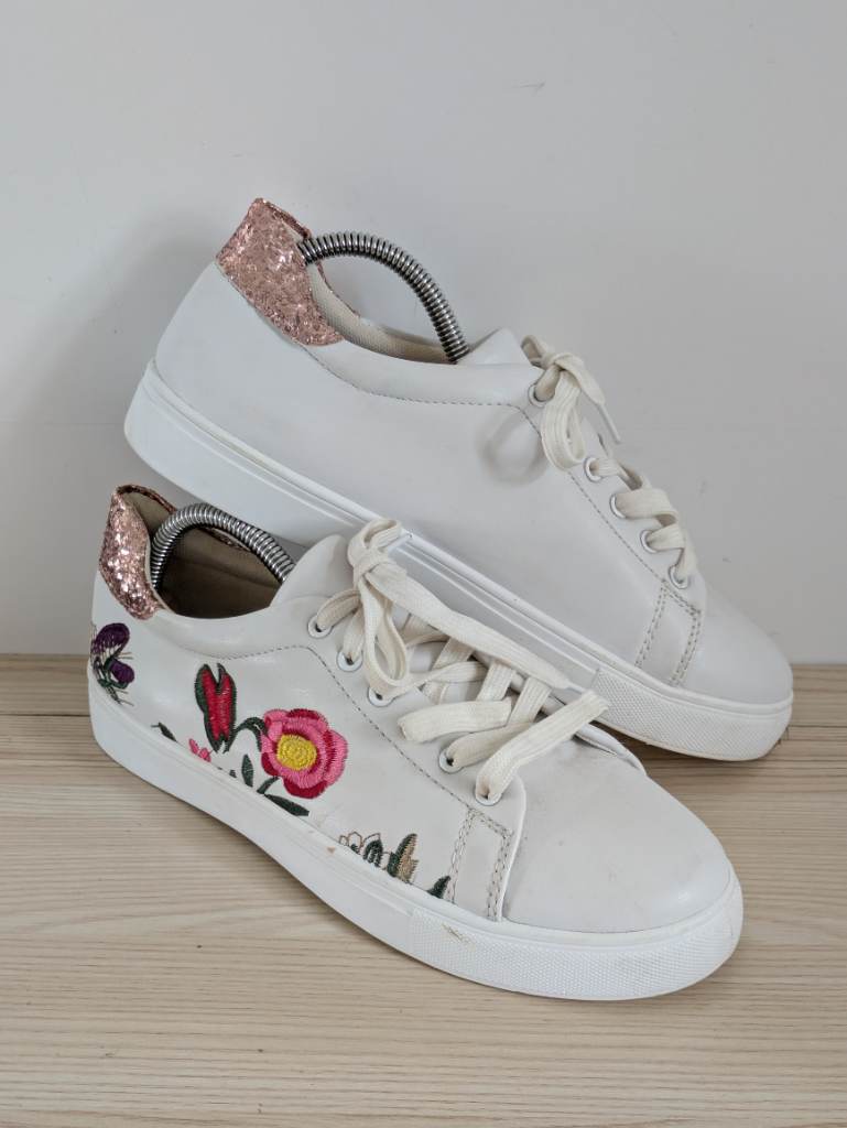 Quiz White Floral Embroidered Trainers Size 8 Rose Gold