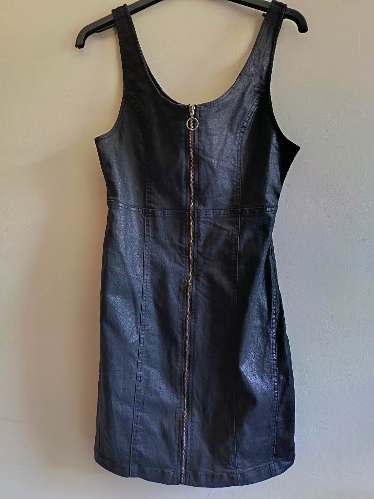 Missguided leather look tight zip up mini dress black size 8 / 10