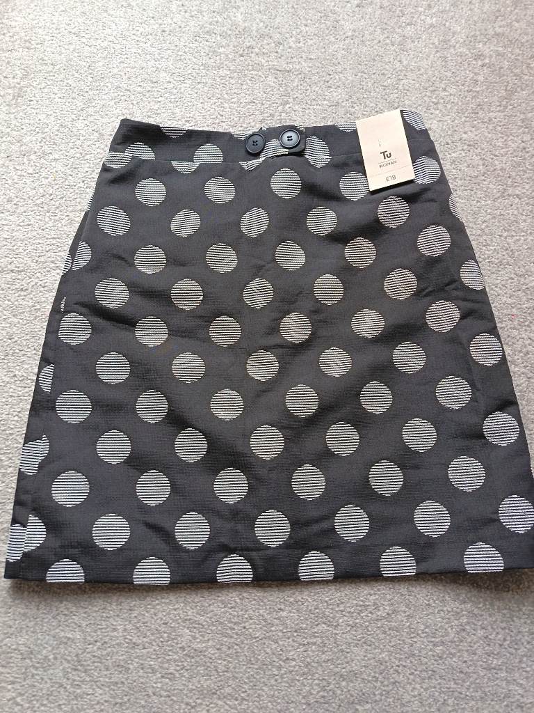 Tu womens size 8 skirt black with grey white spots dots brand new with tags