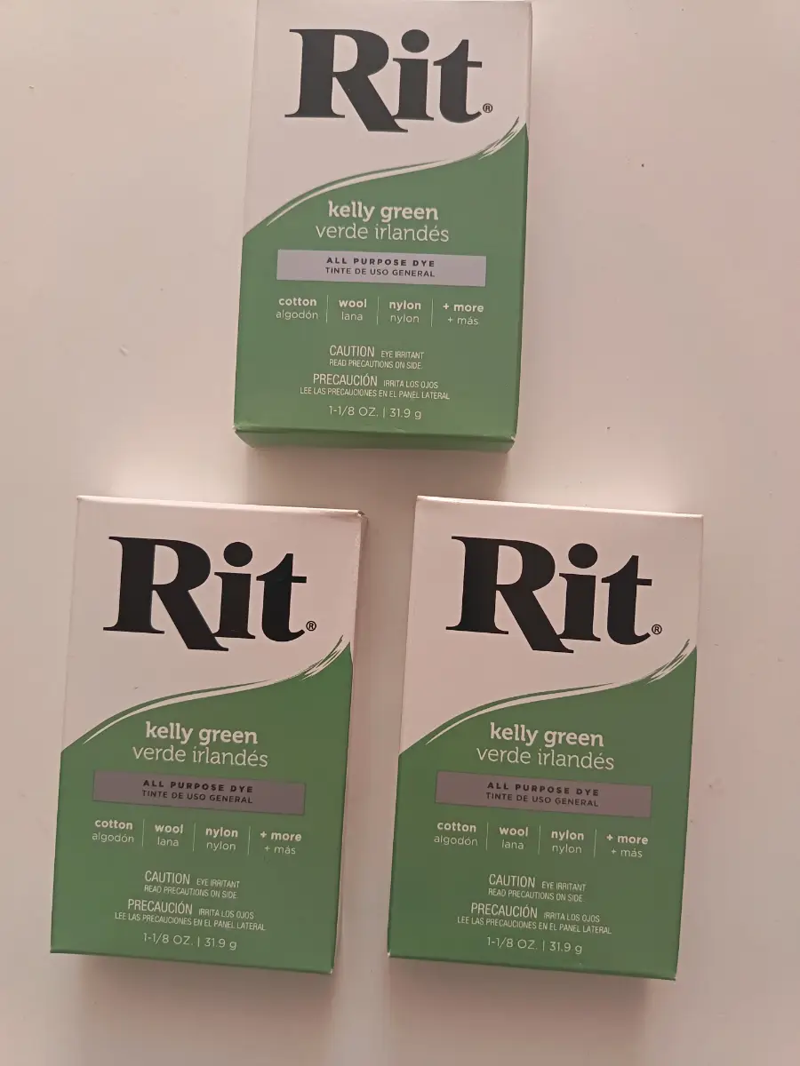 3 packs of Rit Kelly green powder fabric dye all new and sealed