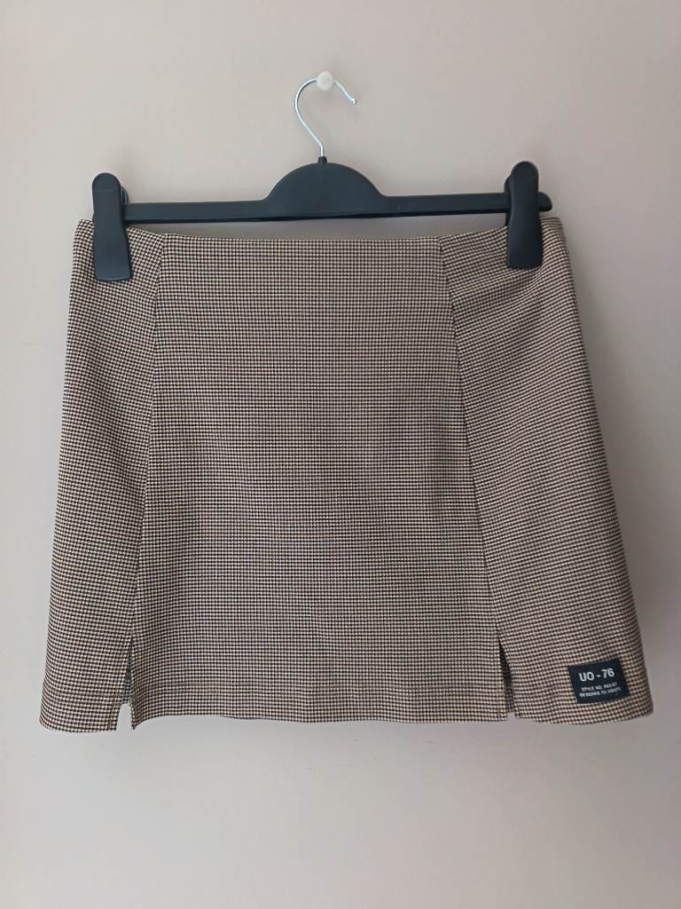 Urban Outfitters skirt brown checked size 8