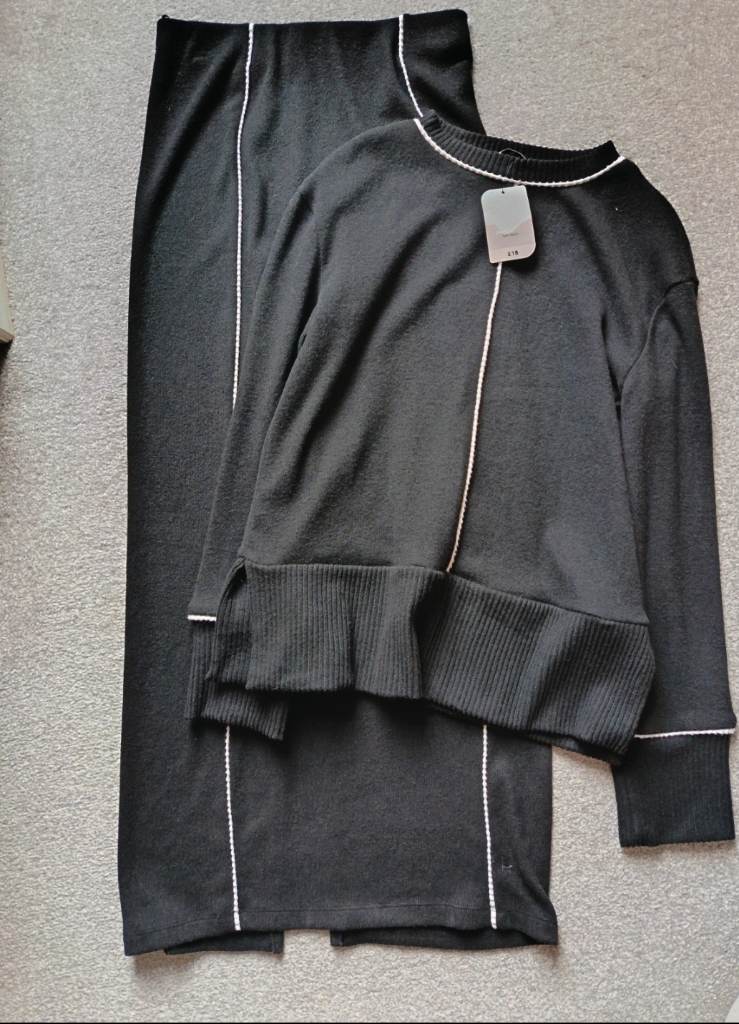 Tu black knit skirt and jumper co ord size 8 / 10
