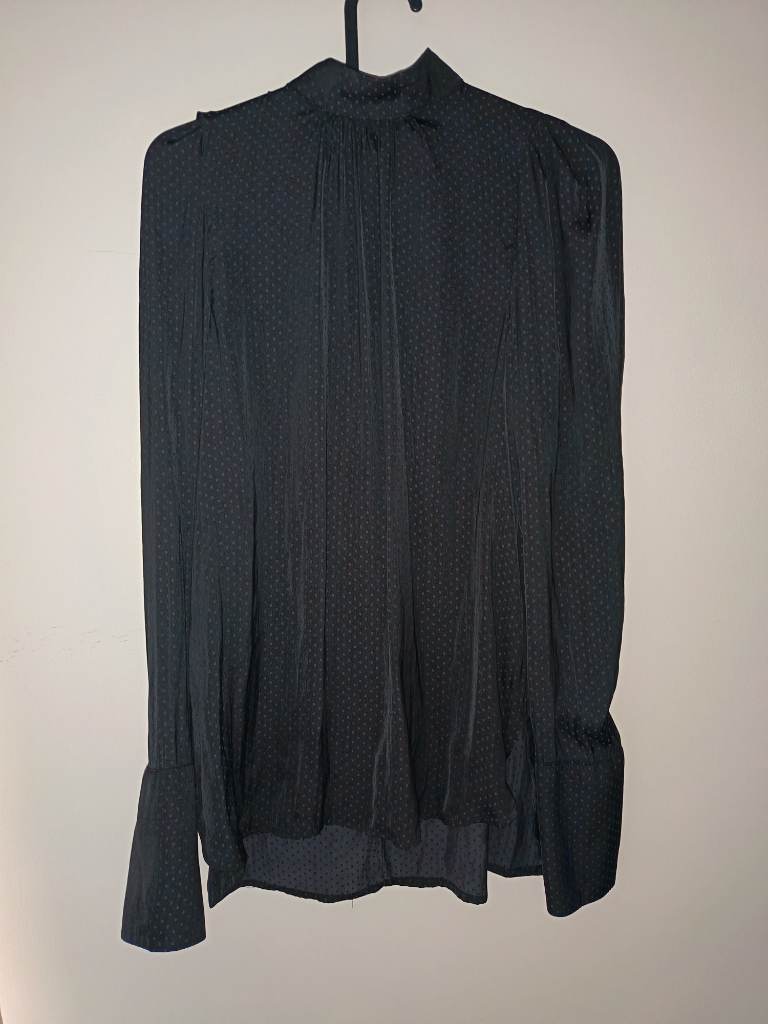 H&M size 4 black silk feel blouse shirt womens