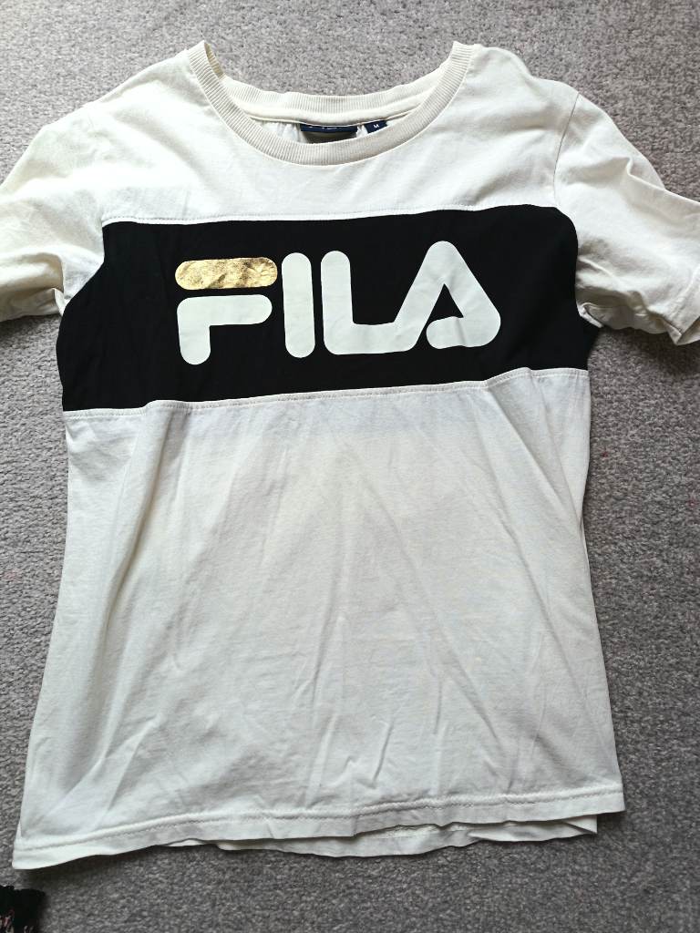 Fila cream and black T-shirt top size medium fits 10