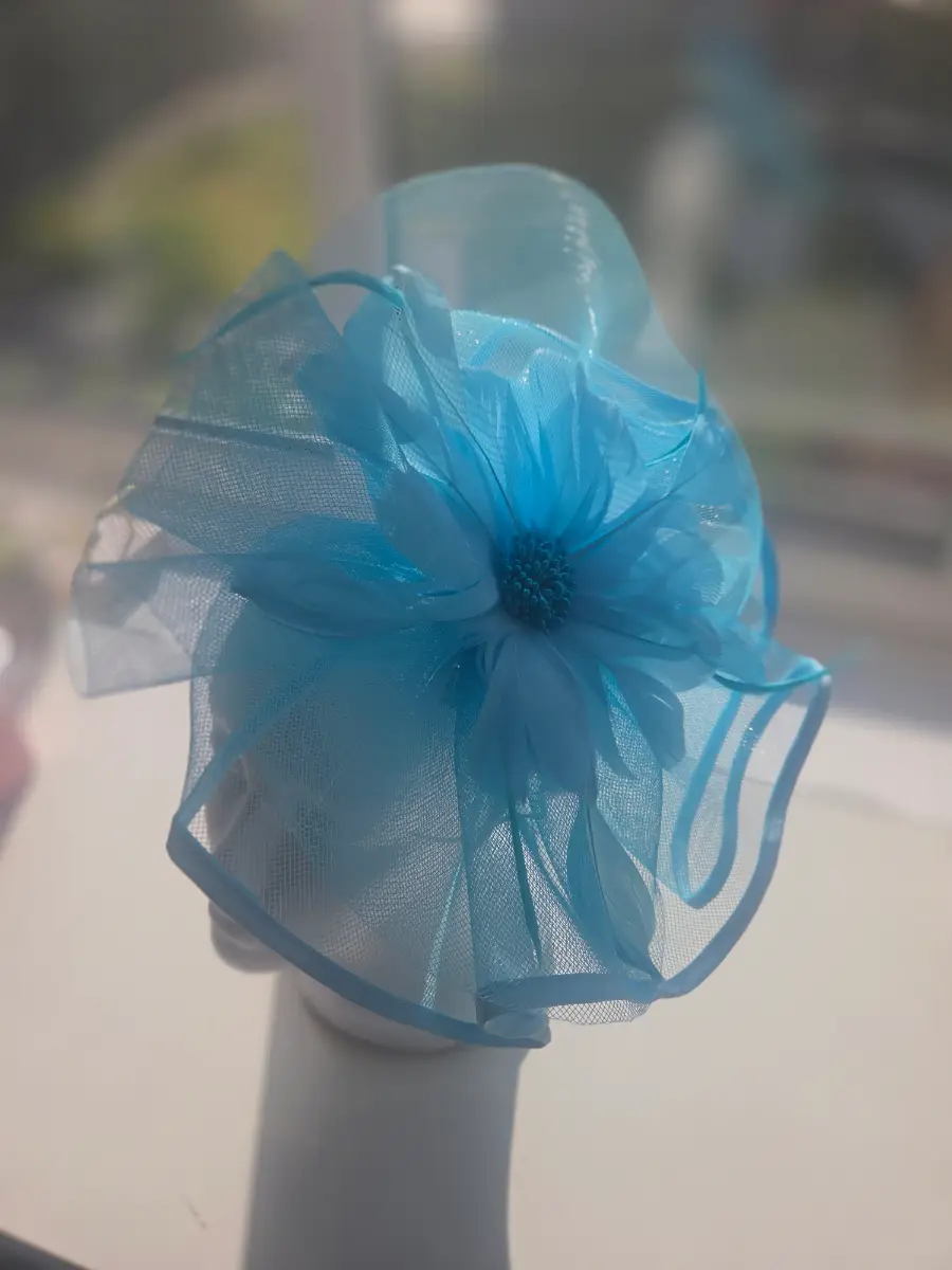 Turquoise blue facinator