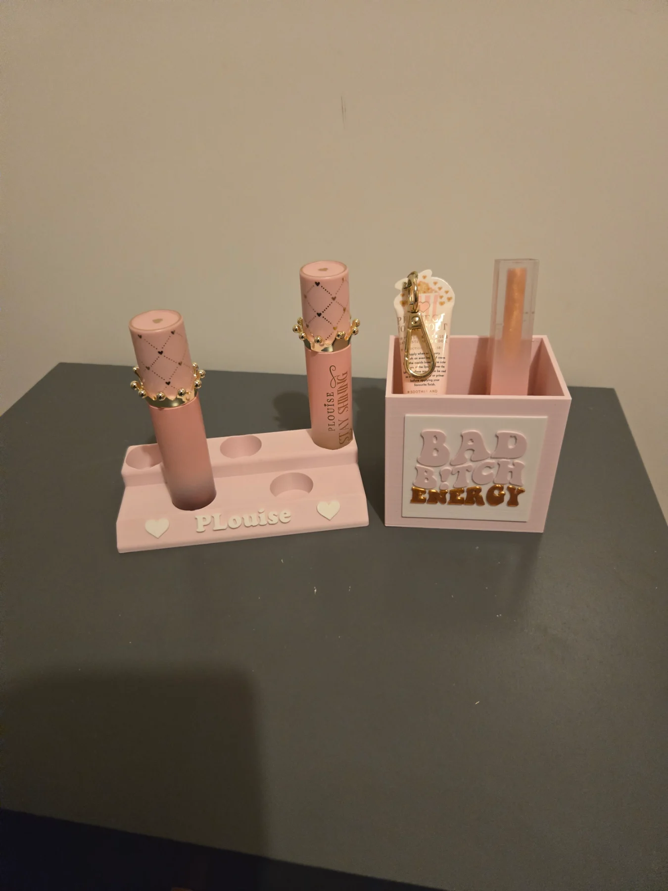 PLOUISE LIP GLOSS AND BRUSH HOLDER PINK