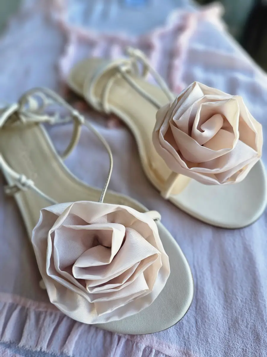Russell & Bromley Off White Goodyhill Lace Up Leather Sandals