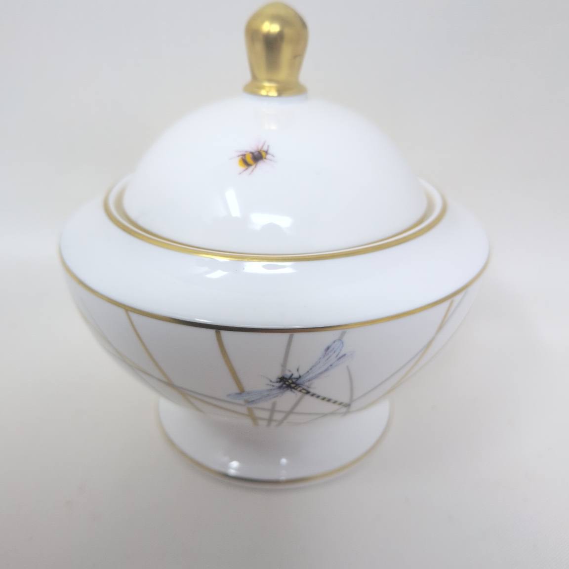 William Edwards Reed Fine Bone China Covered Sugar Bowl Lidded Pot Dragonfly Bee
