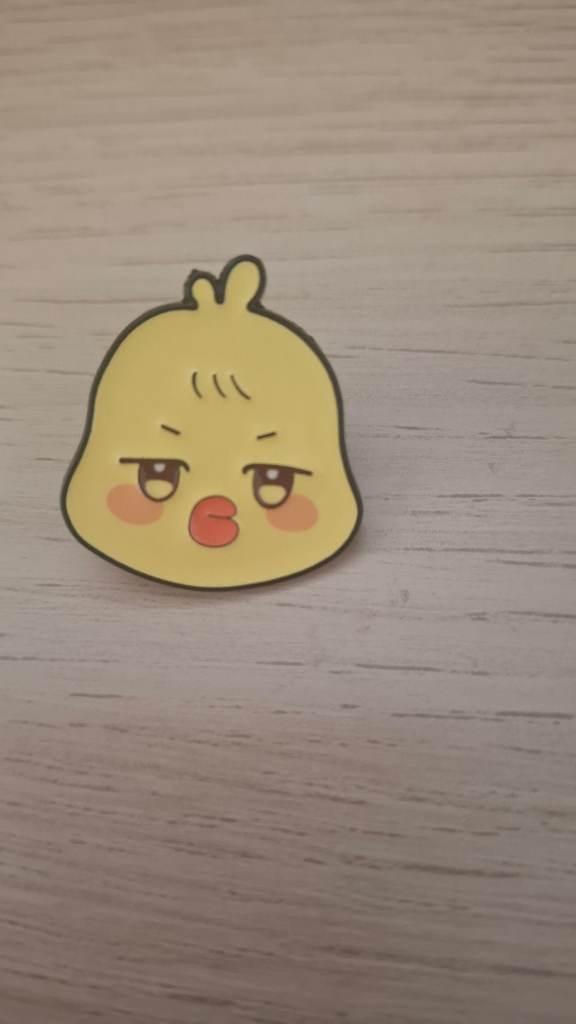 Ateez Aniteez BbyongMING Mingi character pin badge.