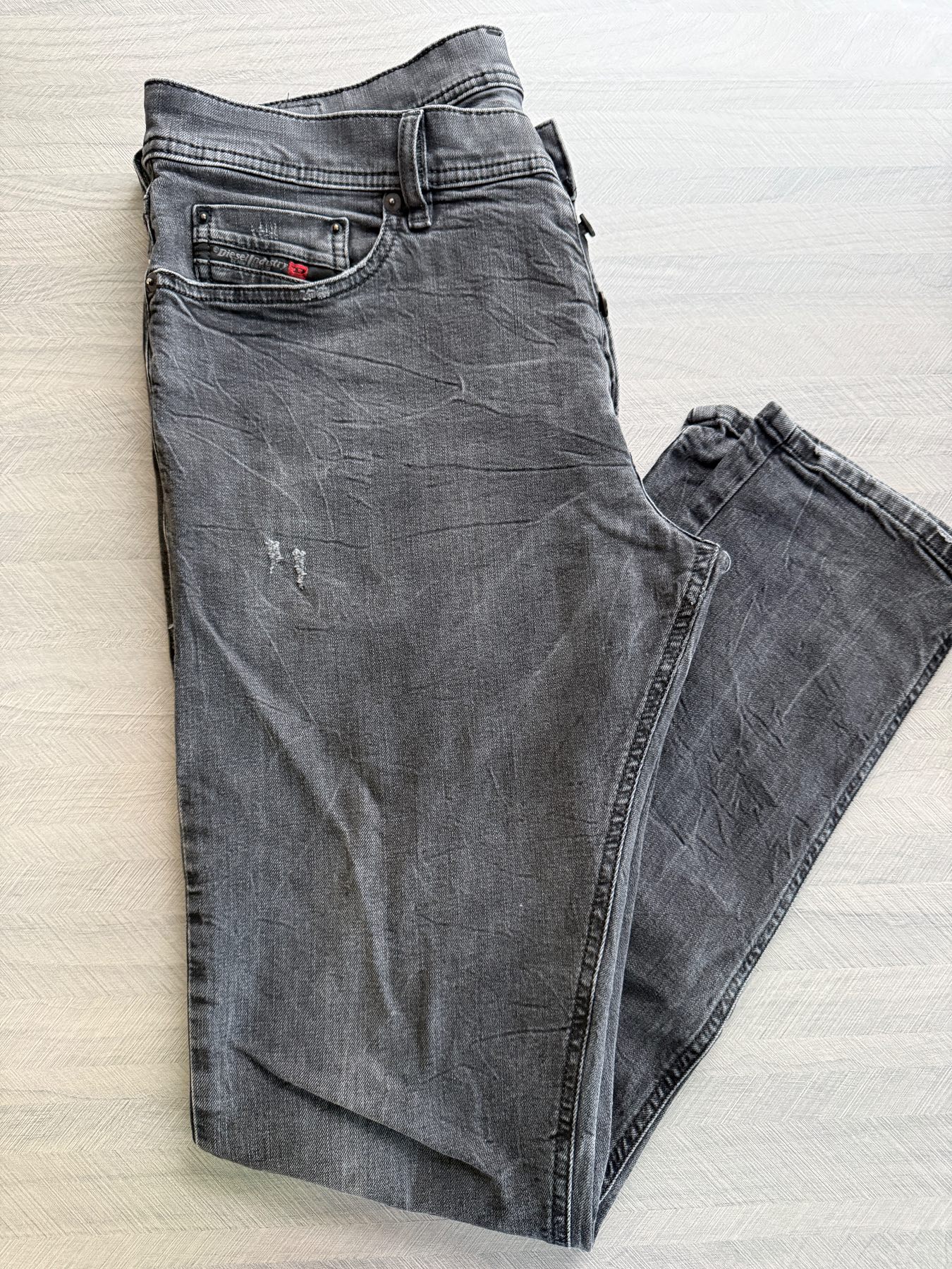 Diesel Mens Jeans Black Tepphar R176C size W33 L32 Stretch Slim Carrot Distress