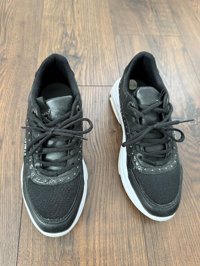 Guess Women's Trainers, UK size 6/ EU 39, Black