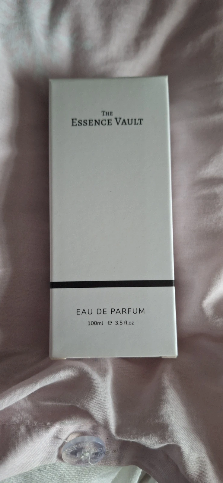 The Essence Vault 533 Raspberry Ripple 100ml EDP