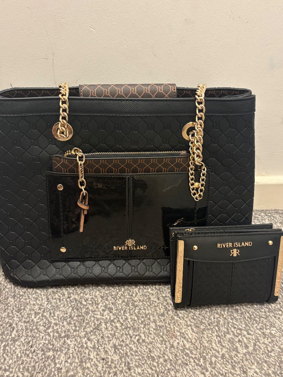 River Island bag and purse set
