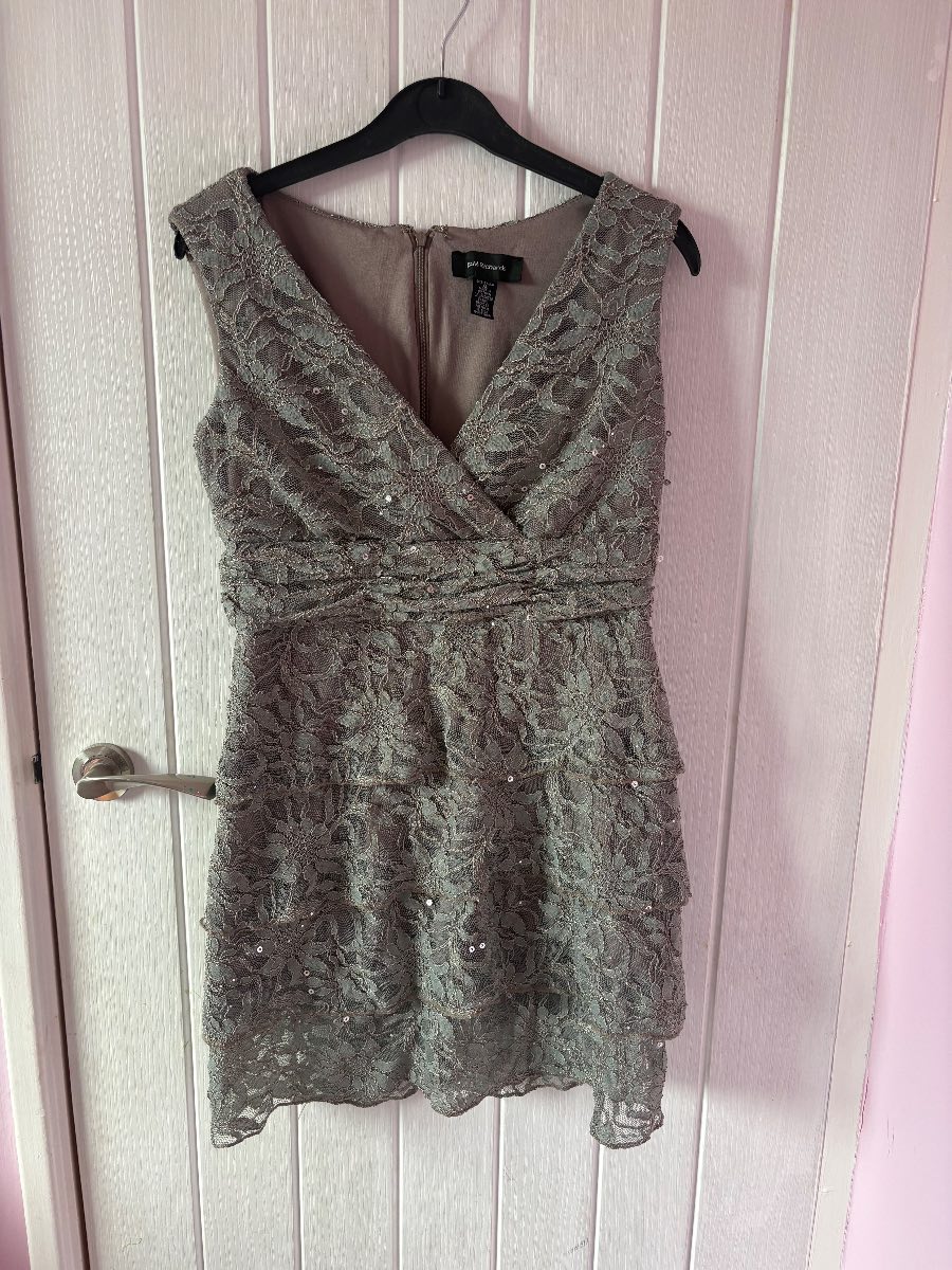 R&M Richards grey lace mini  dress