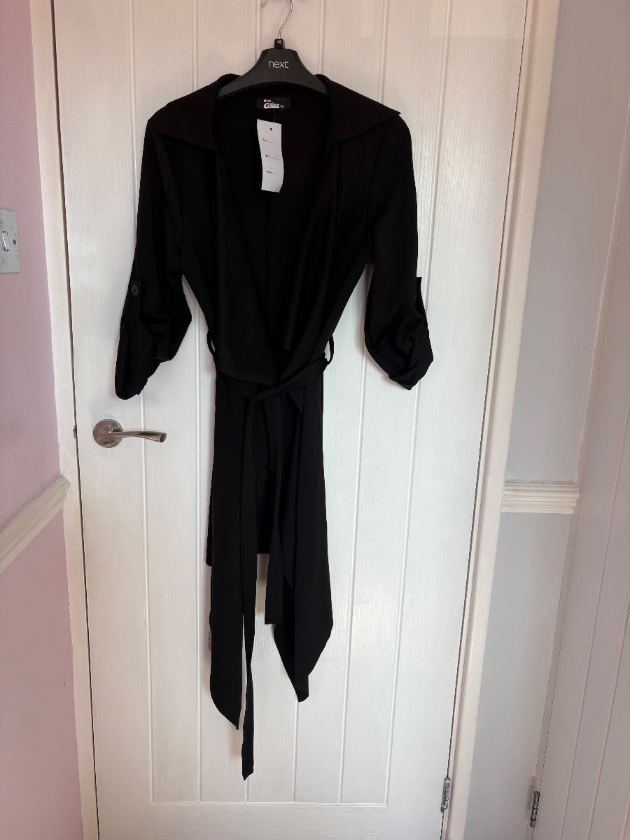 Miss Glitz Black wrap Midi Dress